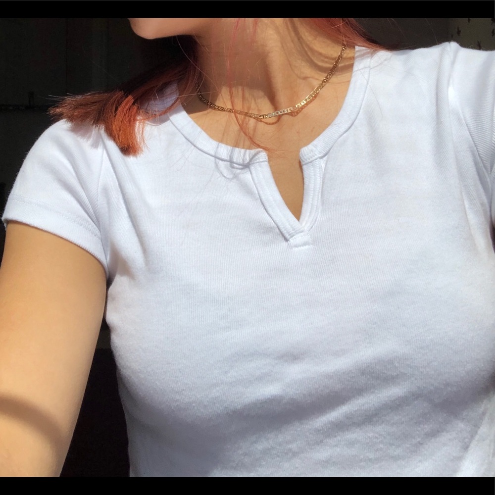 BRANDY MELVILLE ASHLYN TOP